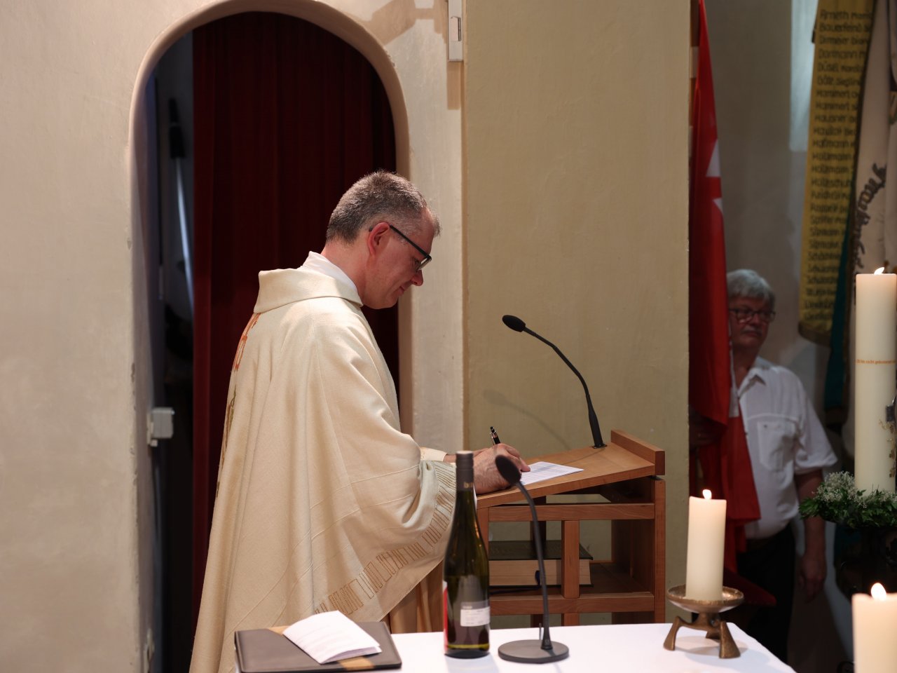 Stefan Lunz zum Priester geweiht
